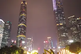 实拍广州双子塔夜景，也许是中国最美夜景视频封面