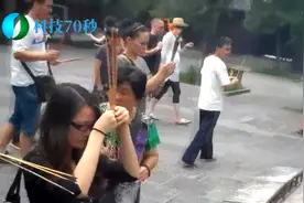 为什么烧香的时候要烧三根，三根香究竟代表何意？总算是明白了视频封面