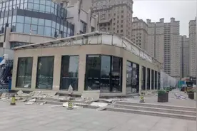 房子卖完后，为什么要拆除豪华的售楼部？售楼小姐说透露实情！