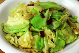 大厨教你做醋溜包菜，比手撕包菜好吃，爽口开胃，比吃肉还香