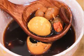 厨师长教你熬制当归红枣鸡蛋汤，香甜回甘有营养，经常喝气色好