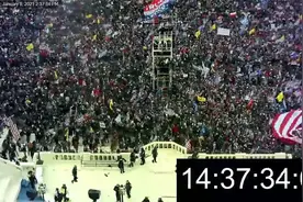 美媒公布国会山事件鸟瞰延时:警民对峙数小时 防线步步后撤至溃散视频封面