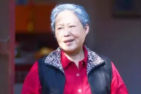 70岁斯琴高娃现状：身患“不死癌症”！儿子入狱，女儿不是中国人视频封面
