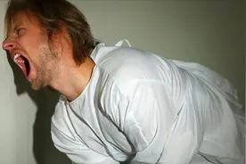 得了精神病就放弃希望？医生讲：治疗精神分裂症狂躁症药物视频封面