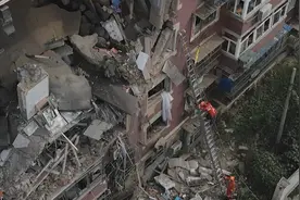 天津北辰燃气爆燃事故现场再救出一人，脚部受伤无大碍