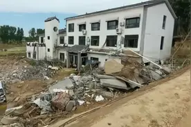 郑州樱桃沟所有因洪水断行道路一个月内全部抢通视频封面