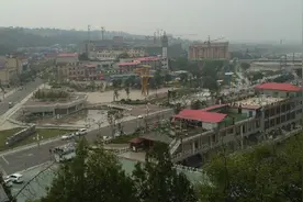 陕西眉县一村民离奇死亡，该地砂石资源丰富，有人夜间大肆采砂视频封面