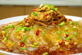 肉丝大拉皮的正确做法，厨师长的一番讲解，心里豁然开朗视频封面