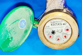 怎么看水表的精确度？没想到1和0.1区别这么大，水电工一定要分清