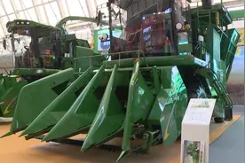 2021青岛国际农机展农机实拍——迪马穗茎兼收玉米收获机视频封面
