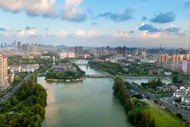 南通市在江苏省各城市中处于什么水平？视频封面