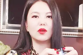商家这次亏大了！李湘直播带货5分钟收了80万，结果一件没卖出去视频封面