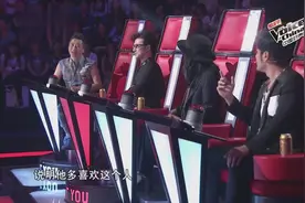 好声音：周杰伦太喜欢这个眼镜男了！哈林：他连哎哟都说出来了！
