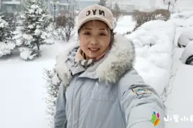 东北遭遇罕见暴风雪，雪还没下完就已经这么厚，太吓人了视频封面
