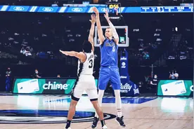 NBA集锦：波尔津吉斯31分15篮板3助攻 只有篮板能治愈我！视频封面