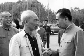 1941年，越南领袖胡志明回国，领导抗日武装斗争！视频封面