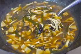 胡辣汤不用出去吃了，教您最详细的胡辣汤配方，每次做都不够吃