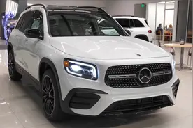 29.59万起售！升级190匹2.0T动力+8速双离合，2022款奔驰GLB上市视频封面