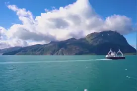 毛泽东：谦虚使人进步，骄傲使人落后。视频封面