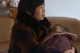 丈夫不工作每天混日子 就连孩子他也从不关心 女子劝解无果想离婚视频封面