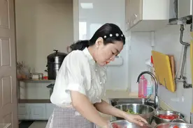 老公辞职创业，二胎家庭压力大，媳妇挑起重担努力向前，未来可期视频封面