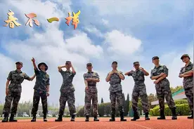 一首18年军队征兵主题曲《青春不一样》，璀璨点燃迷彩，太好听了