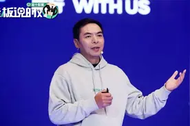 微信又双叒更新了！表情包上限增加到999个，朋友圈能发30秒视频