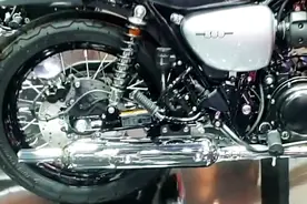 川崎旗下价格低廉又能拿出手的街车，250CC售价1.5万，出街利器视频封面