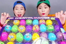 搞笑的两个小姐姐换了一种惩罚方式，在脸上画大花脸？最后谁赢了视频封面