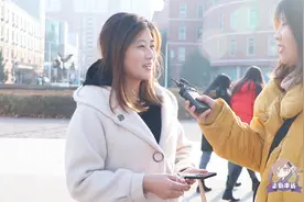 男朋友满足不了你的正常要求你会怎么办？姑娘真敢说