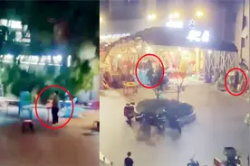 实拍：重庆大树被风吹倒险砸路人 两人拉遮阳伞同时被“吹飞”！视频封面