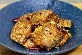 手把手教你做红烧带鱼，牢记这几点，鱼肉鲜嫩入味又下饭，太香了视频封面