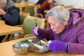 9元一餐！三水长者饭堂伙食太赞了视频封面