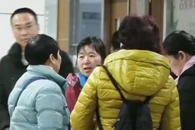 杭州：节后保姆市场渐热，50岁以下阿姨吃香，主力军为60后视频封面