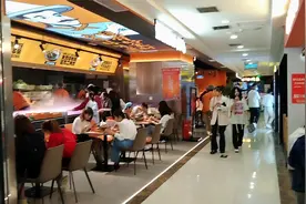 打卡西安小寨美食城，美食云集美女们都爱去，擀面皮只要5.9元视频封面