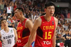 中国男篮最燃一次翻盘！20分逆转韩国，全场球迷高唱《歌唱祖国》视频封面