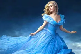 每个女孩都有一个公主梦，《冰雪奇缘》真人版，还原爱莎变装视频封面