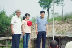 暖暖的幸福：万万没想到，谁都看不起的穷女孩，竟是县高考状元视频封面