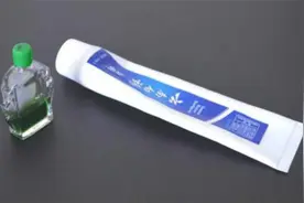 风油精和牙膏放一起，用途真是厉害，解决不少烦恼事，省钱又好用视频封面