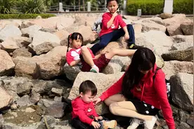 听说深圳湾公园可以看到香港，带孩子来看看，结果石头才更好玩