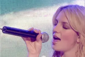 小甜甜布兰妮 Britney Spears at the BBC 经典回顾现场 1080i