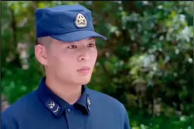 纠察的权利有多大，今天来认识认识军队里的纠察兵。