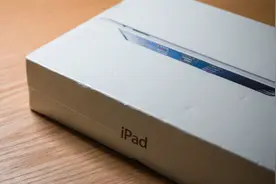 只是开箱原生iOS6未拆封未激活的iPad第四代视频封面