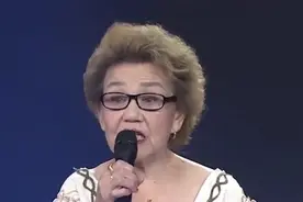 中国小伙娶洋妞什么感受？92岁俄罗斯大妈感慨：哭没用，只有跑视频封面