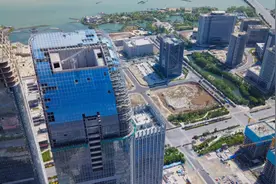 快烂尾十年了 #银川绿地双子塔复工  今年国庆能封顶亮灯了吧视频封面