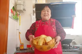 农村妈妈教你炸油馒头，香酥可口，做法简单，美味好吃家人都喜欢