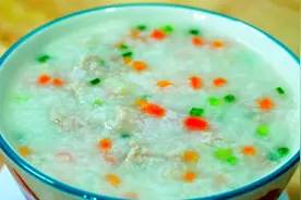 煮大米粥太费时间？教你一招，10分钟就能出锅，熬出的粥又稠又香