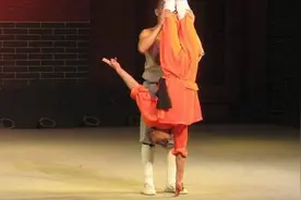 中国二指禅第一人现身莱州武校，独门绝技惊艳全场！视频封面