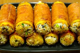 剩米饭不要二次蒸了，加3个鸡蛋卷一卷，肉饭菜都有，孩子吃美了视频封面