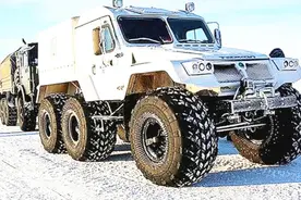 厉害！俄罗斯列装全地形四轮越野机车，越野性能没话说！视频封面